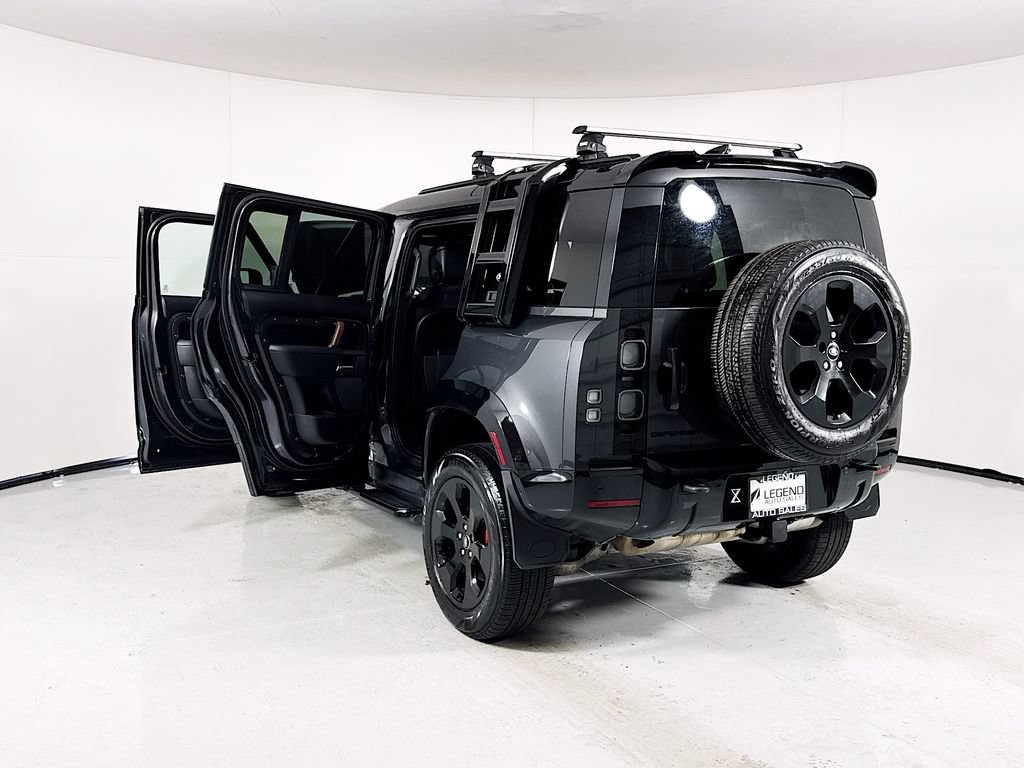 Used 2022 Land Rover Defender 110 X AWD/4WD image 26