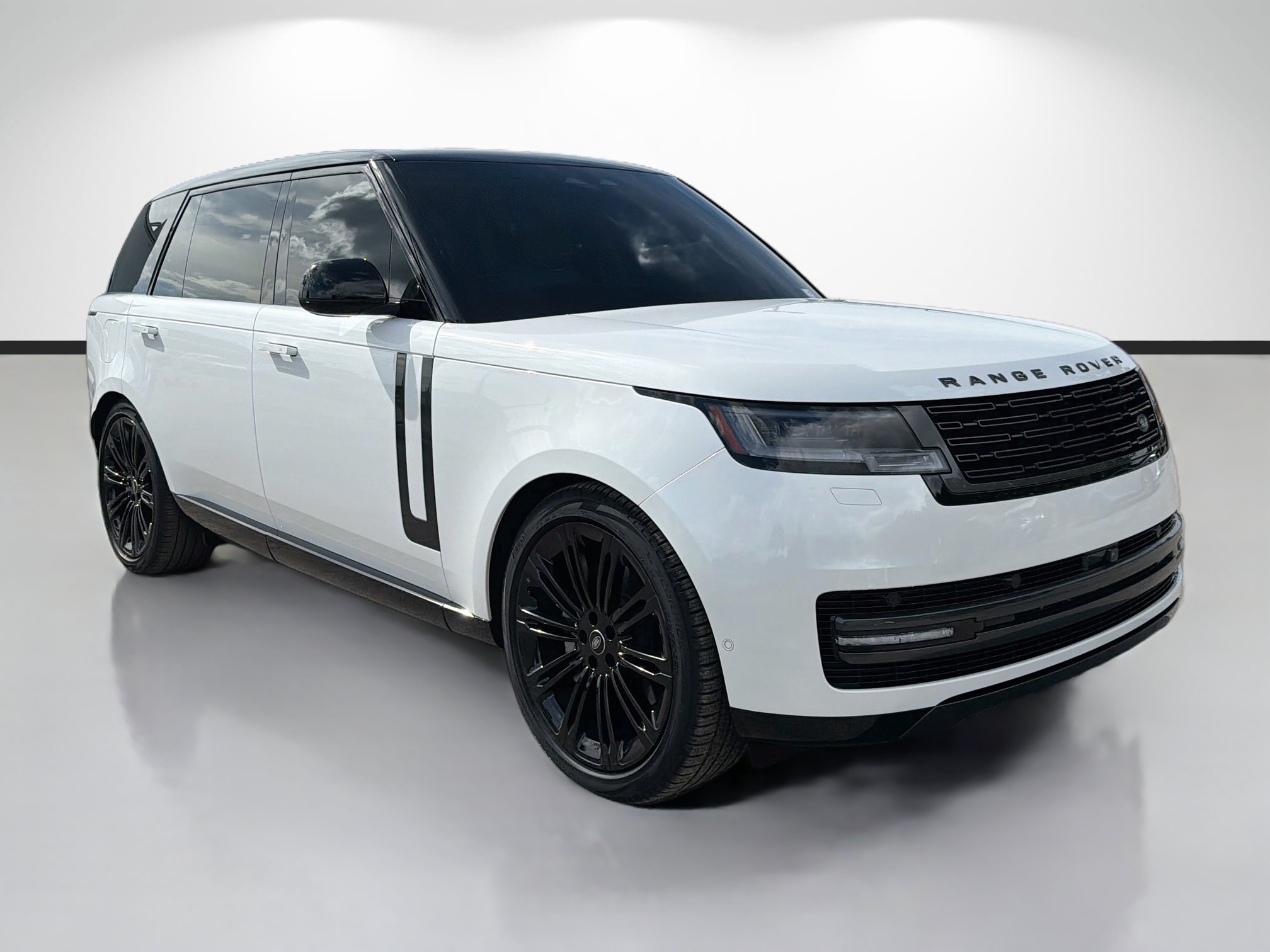 Used 2024 Land Rover Range Rover Long Wheelbase SE