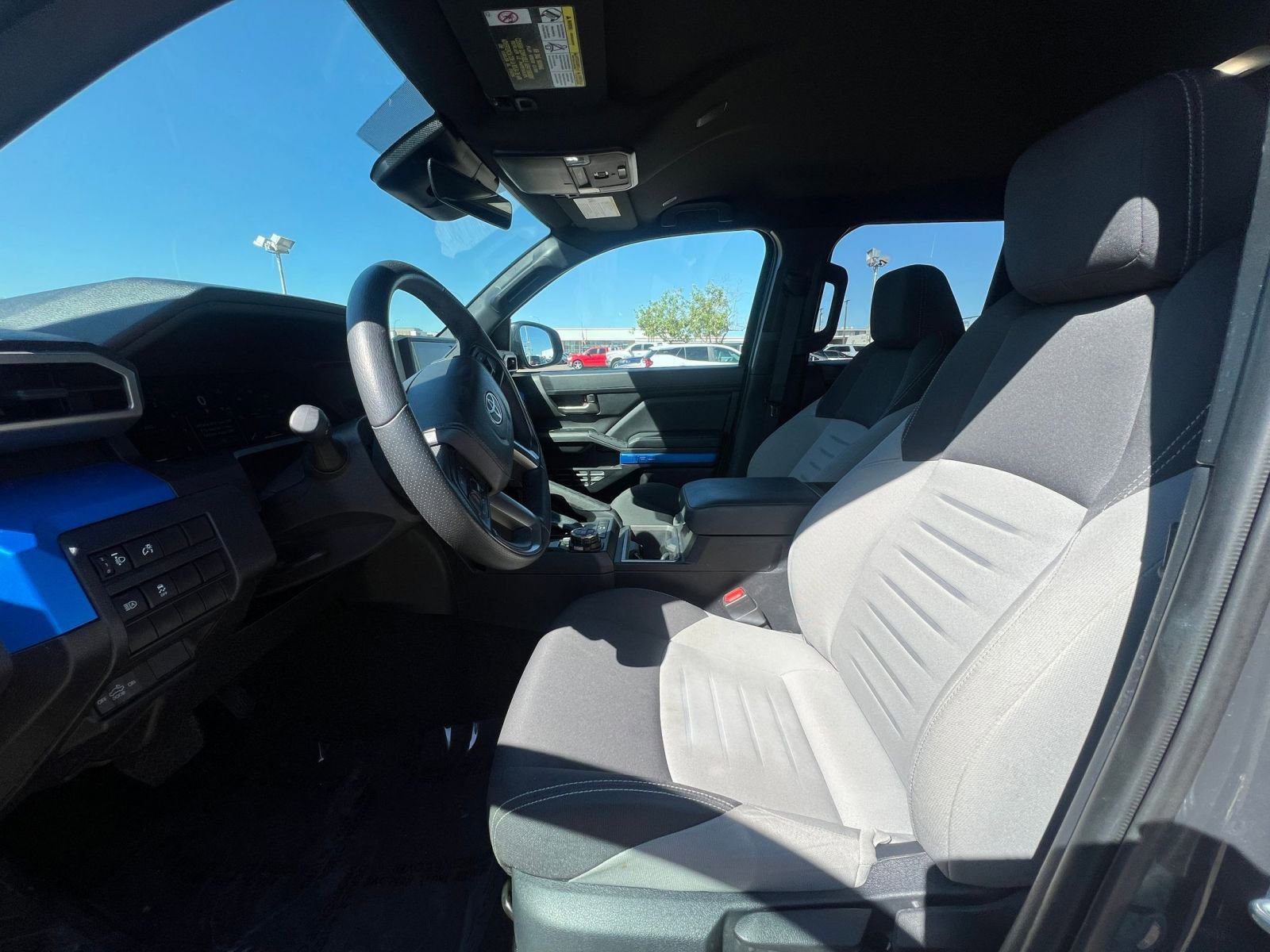Used 2025 Toyota Tacoma TRD Off-Road image 27