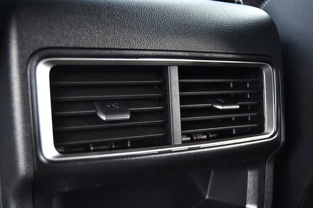 New 2026 Volkswagen Atlas Cross Sport SE image 23