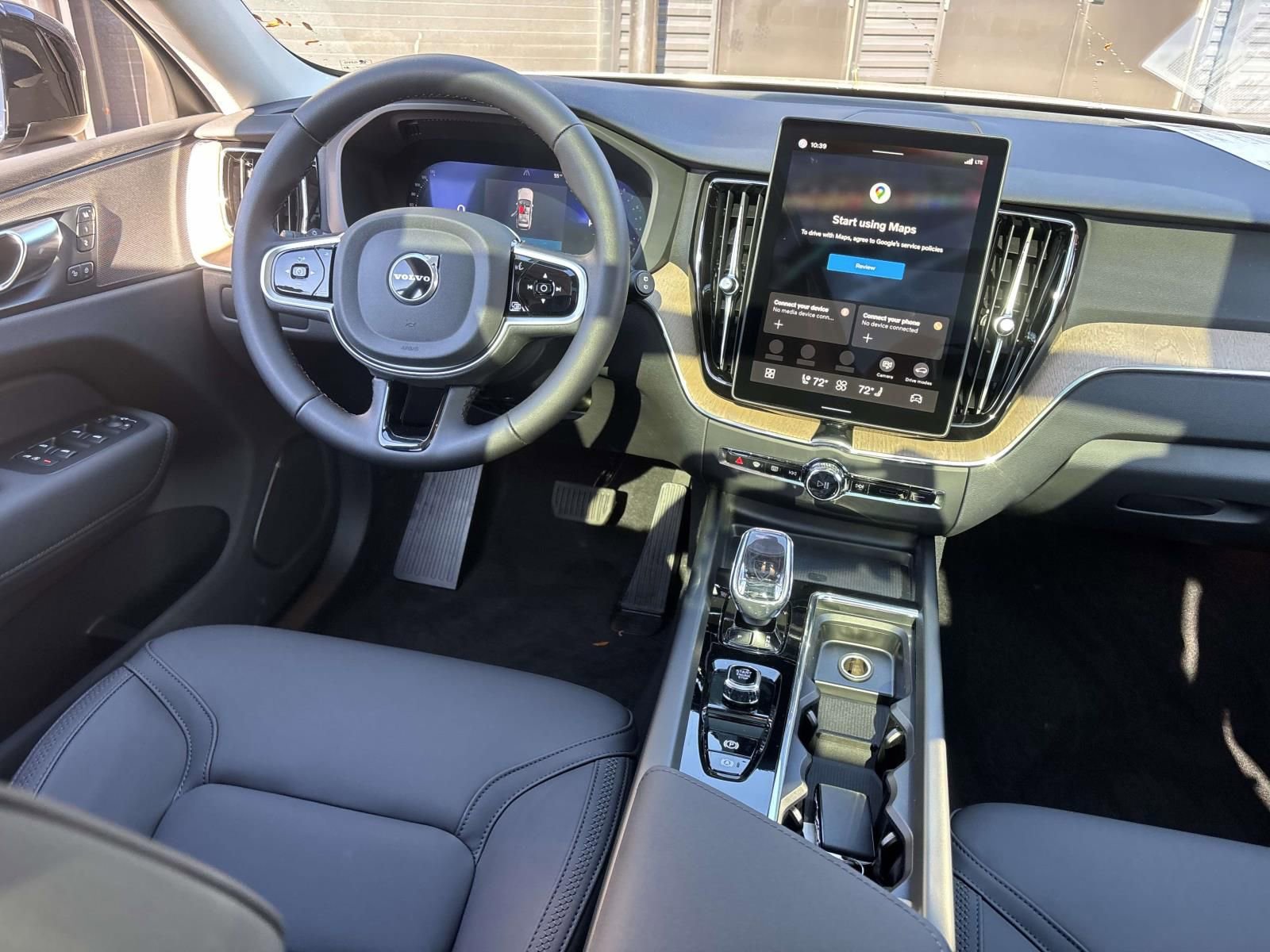 New 2026 Volvo XC60 B5 Plus w/ Protection Package Premier image 29