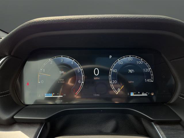 New 2025 Jeep Grand Cherokee L Limited w/ Luxury Tech Group II image 18