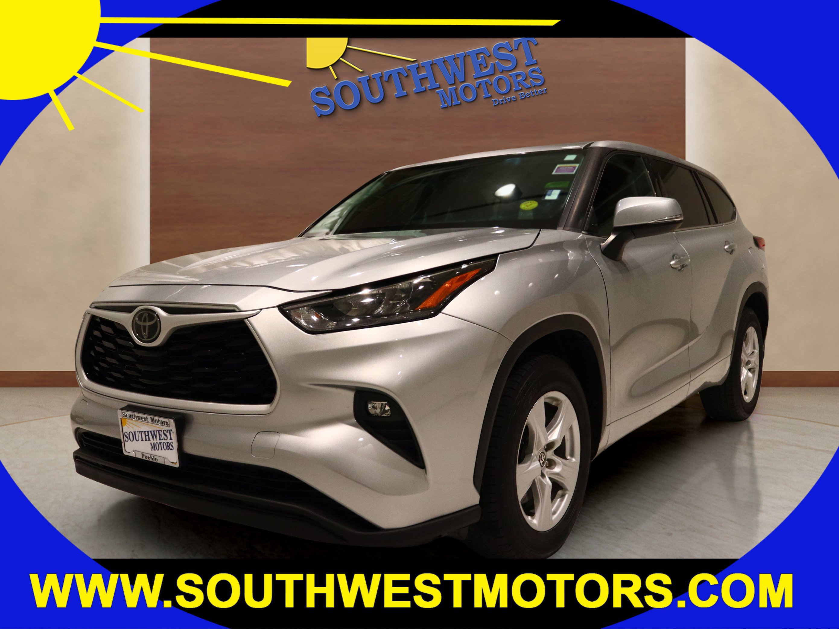 Used 2020 Toyota Highlander LE image 1