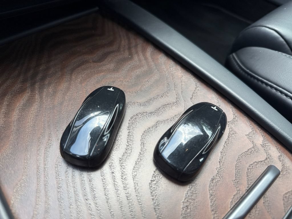 Used 2021 Tesla Model S Long Range Plus AWD/4WD image 29