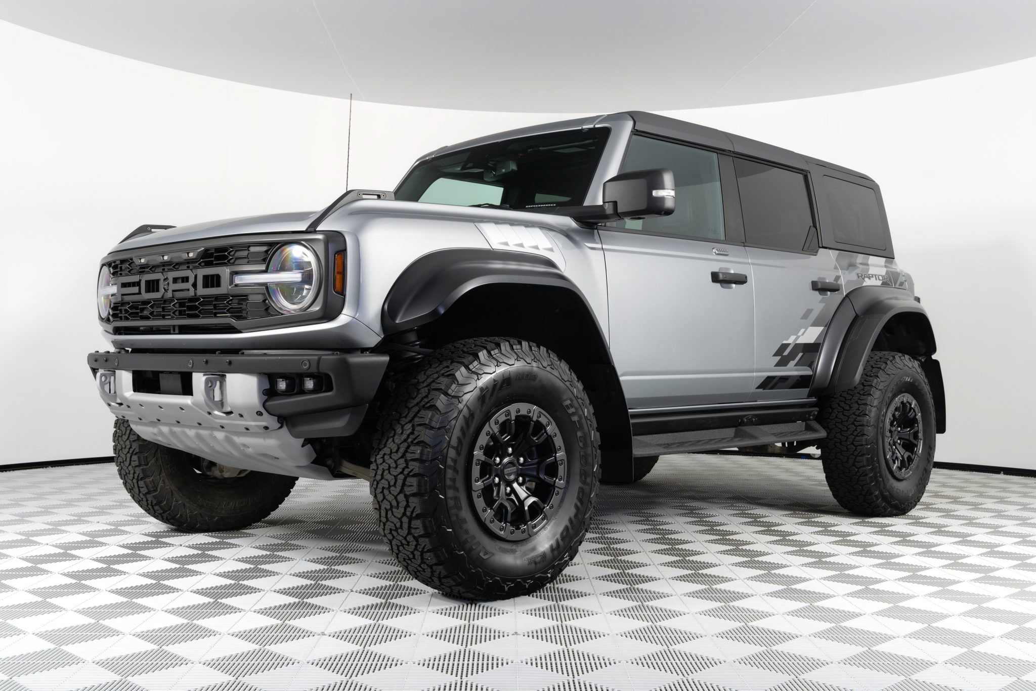 Used 2023 Ford Bronco Raptor AWD/4WD image 7