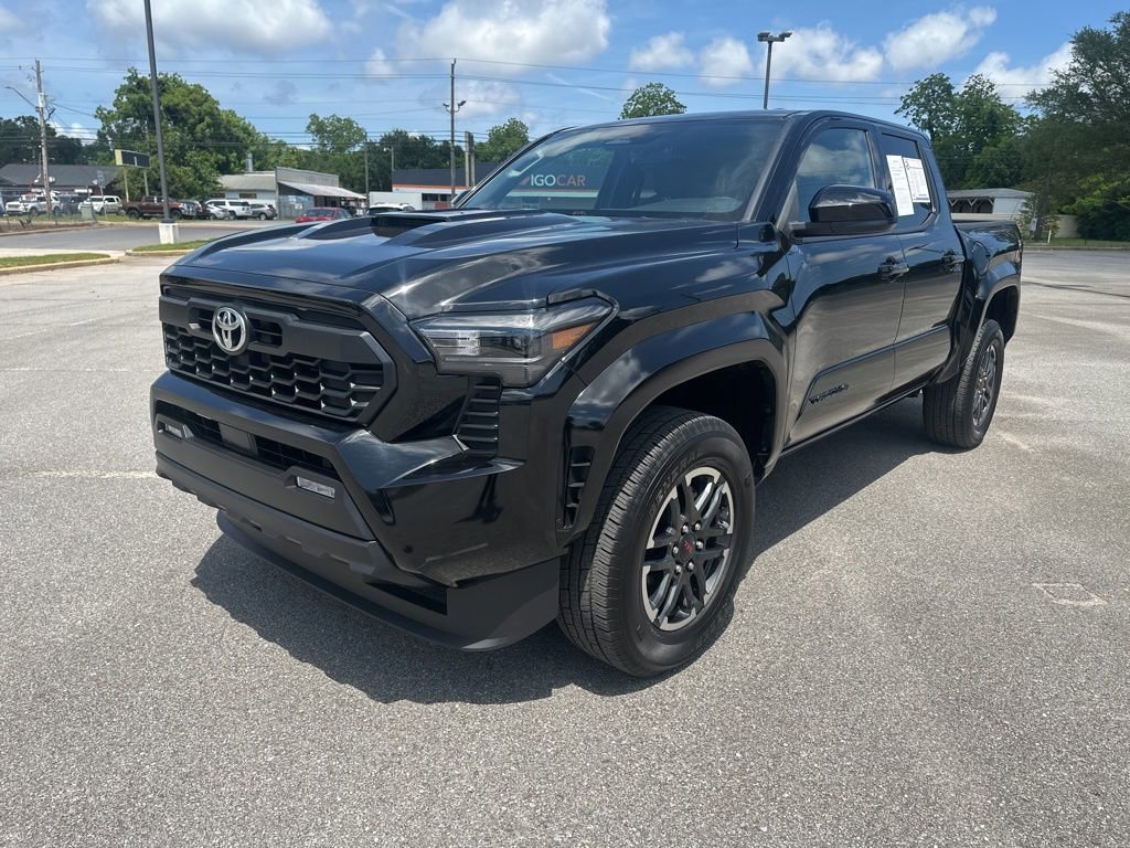 Used 2025 Toyota Tacoma TRD Sport AWD/4WD image 1