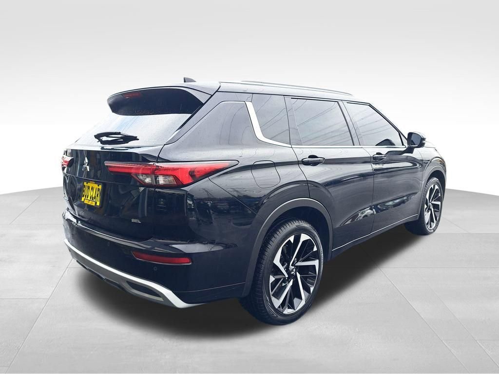 Used 2023 Mitsubishi Outlander SEL 40th Anniversary image 6