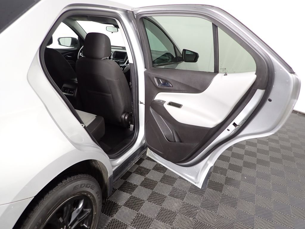 Used 2019 Chevrolet Equinox LS w/ LS Convenience Package image 28