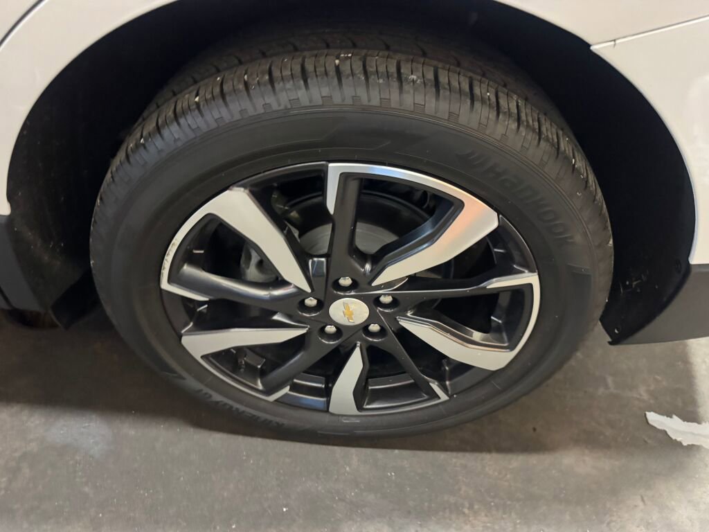 Used 2022 Chevrolet Equinox Premier image 25