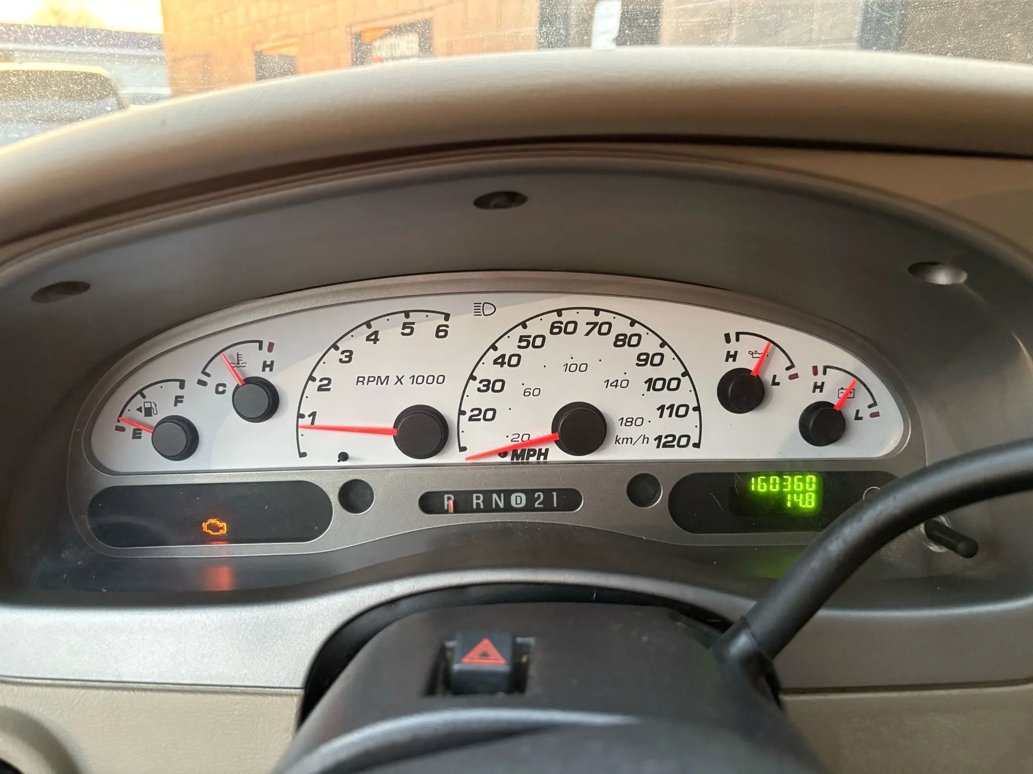 Used 2005 Ford Explorer Sport Trac XLS RWD image 24