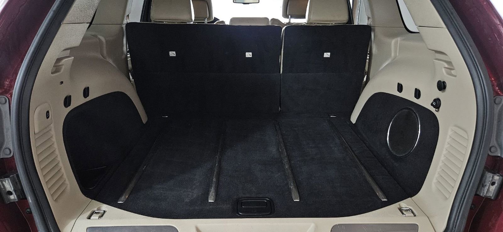 Used 2014 Jeep Grand Cherokee Limited image 20