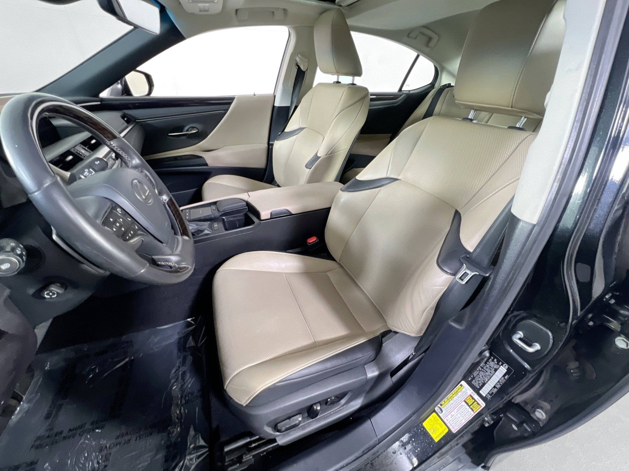 Used 2020 Lexus ES 350 w/ Premium Package image 21