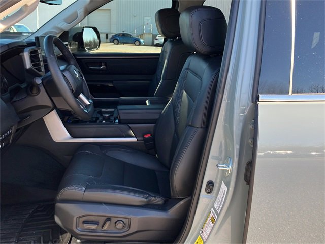 Used 2023 Toyota Tundra Limited image 18