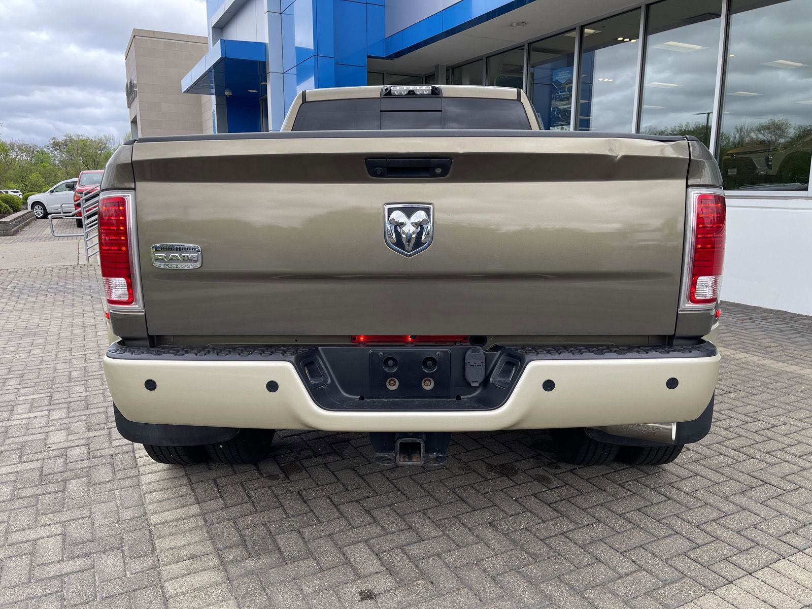 Used 2014 RAM 3500 Laramie Longhorn RWD image 4