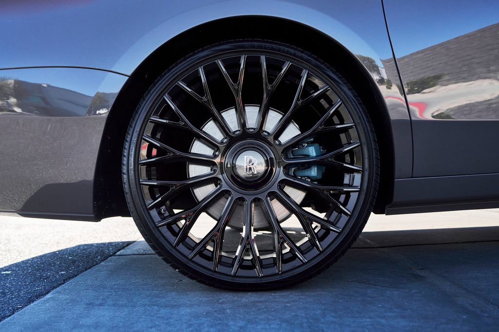 Used 2025 Rolls-Royce Ghost AWD/4WD image 19