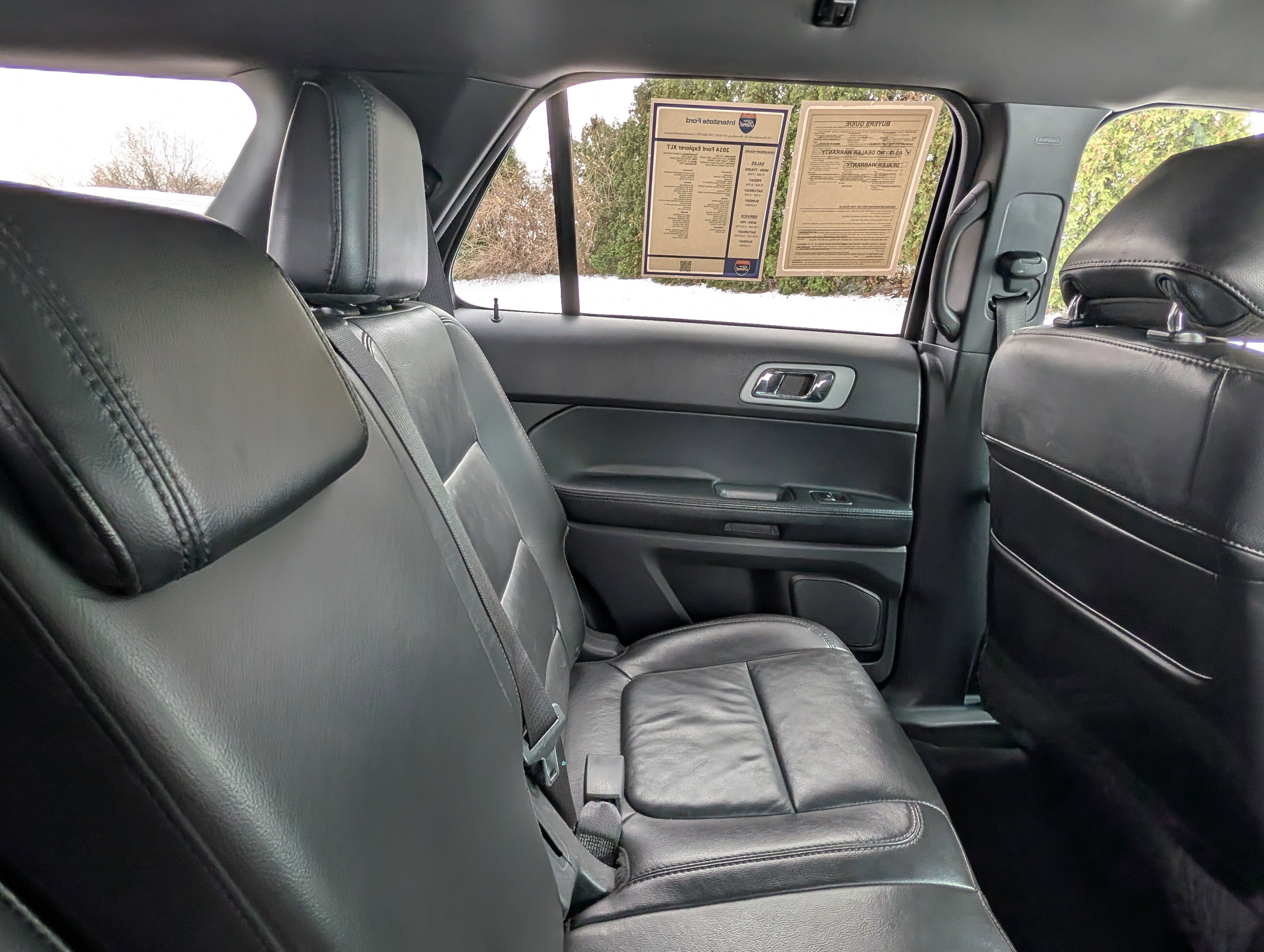 Used 2014 Ford Explorer XLT w/ Equipment Group 202A image 27