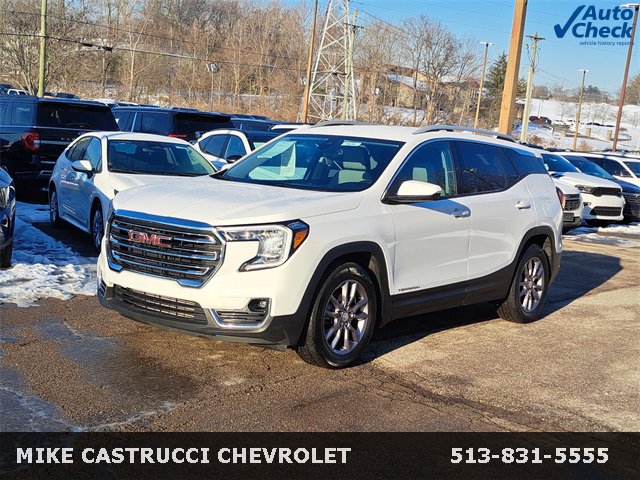 Used 2023 GMC Terrain SLT image 1
