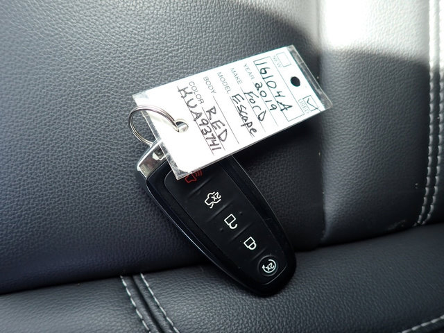 Used 2019 Ford Escape SEL FWD image 30
