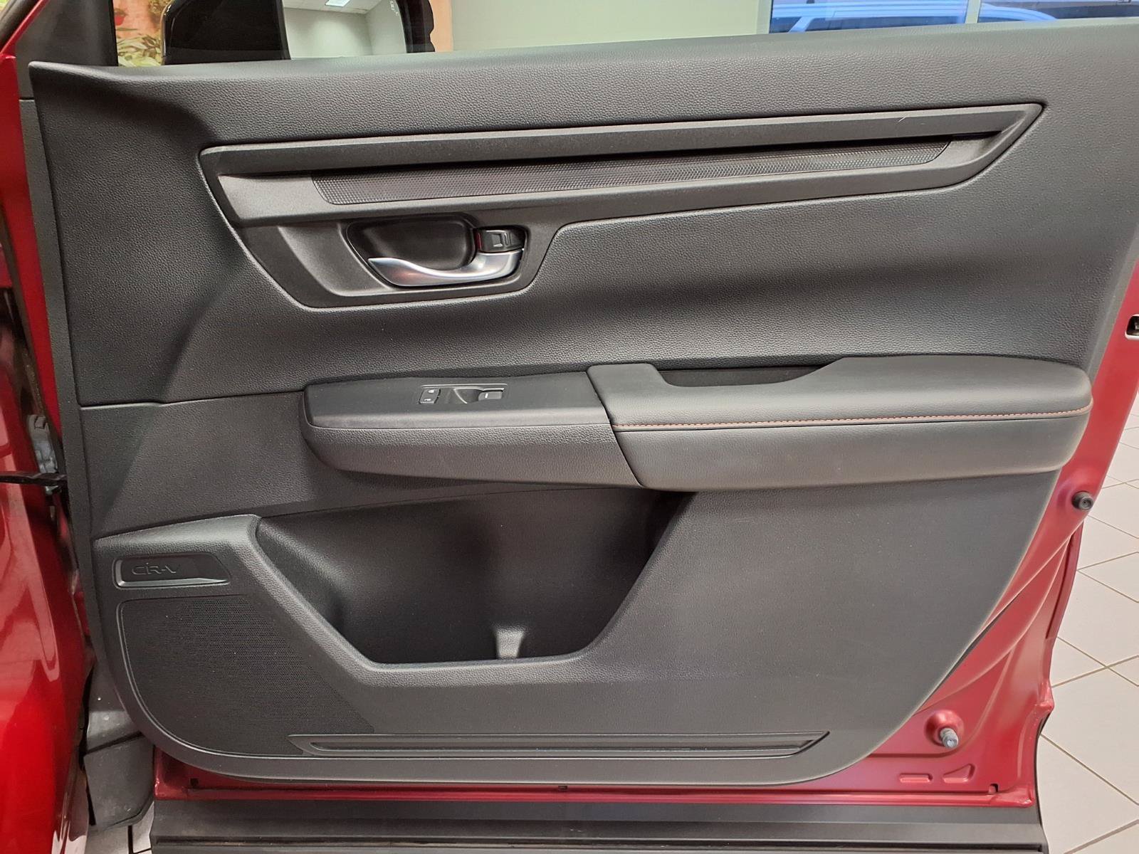 Used 2024 Honda CR-V Sport image 11