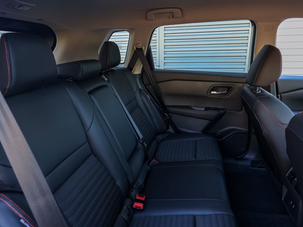 New 2026 Nissan Rogue SV image 18