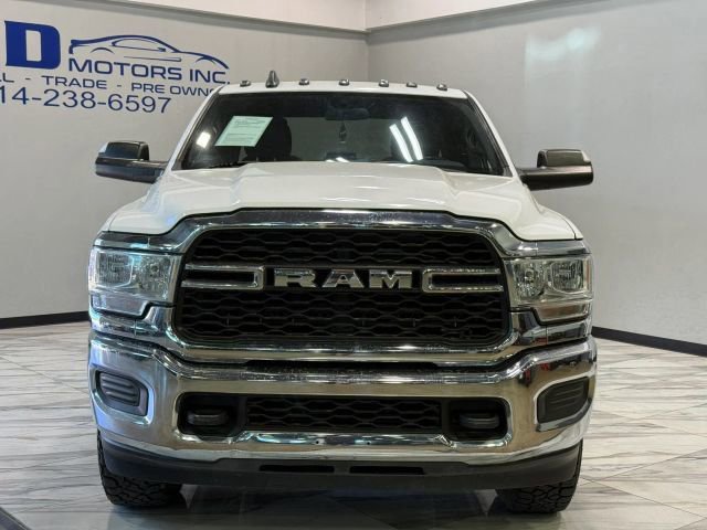 Used 2021 RAM 3500 Tradesman w/ Chrome Appearance Group AWD/4WD image 3