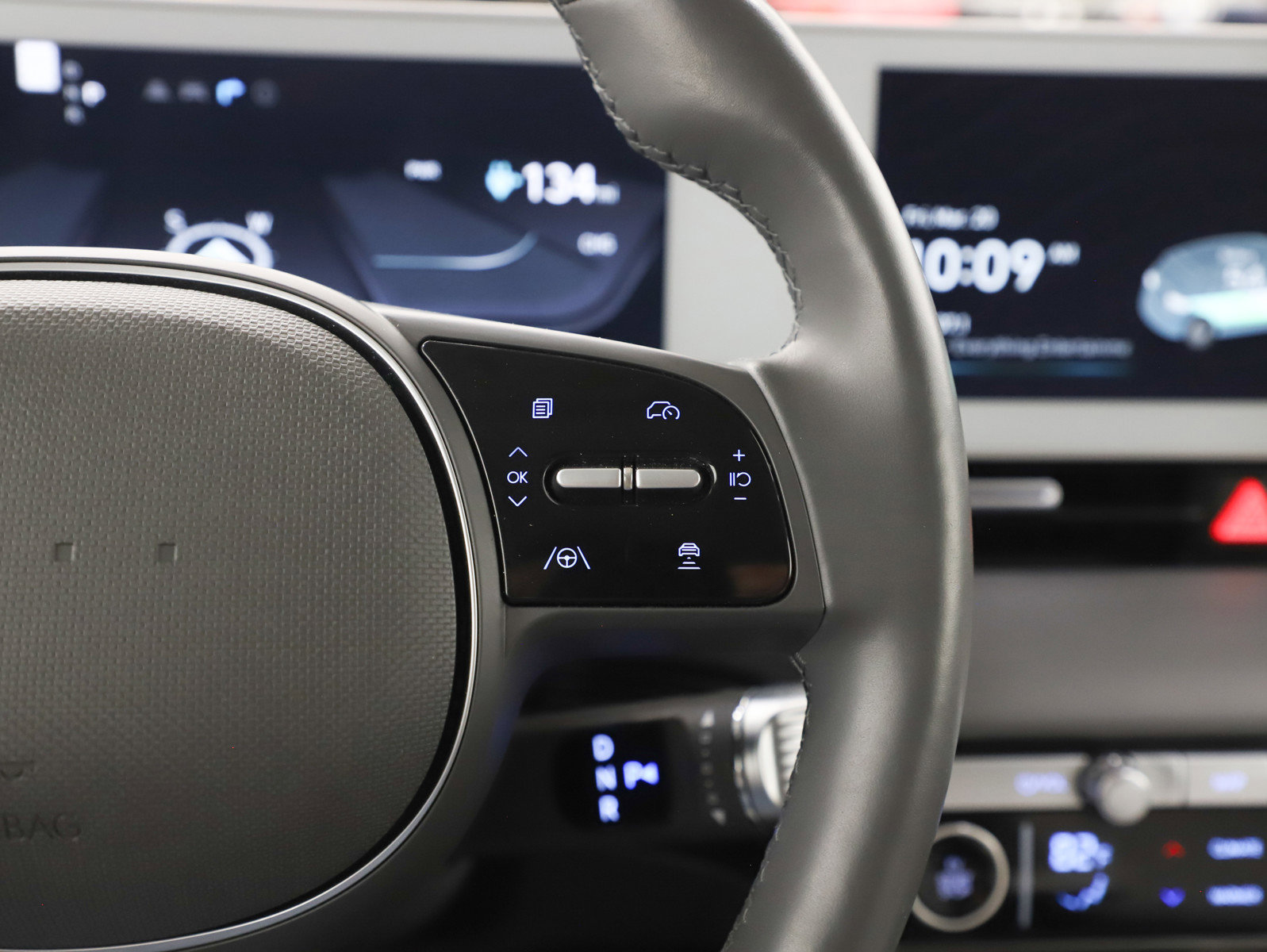 Used 2023 Hyundai Ioniq 5 SEL image 28