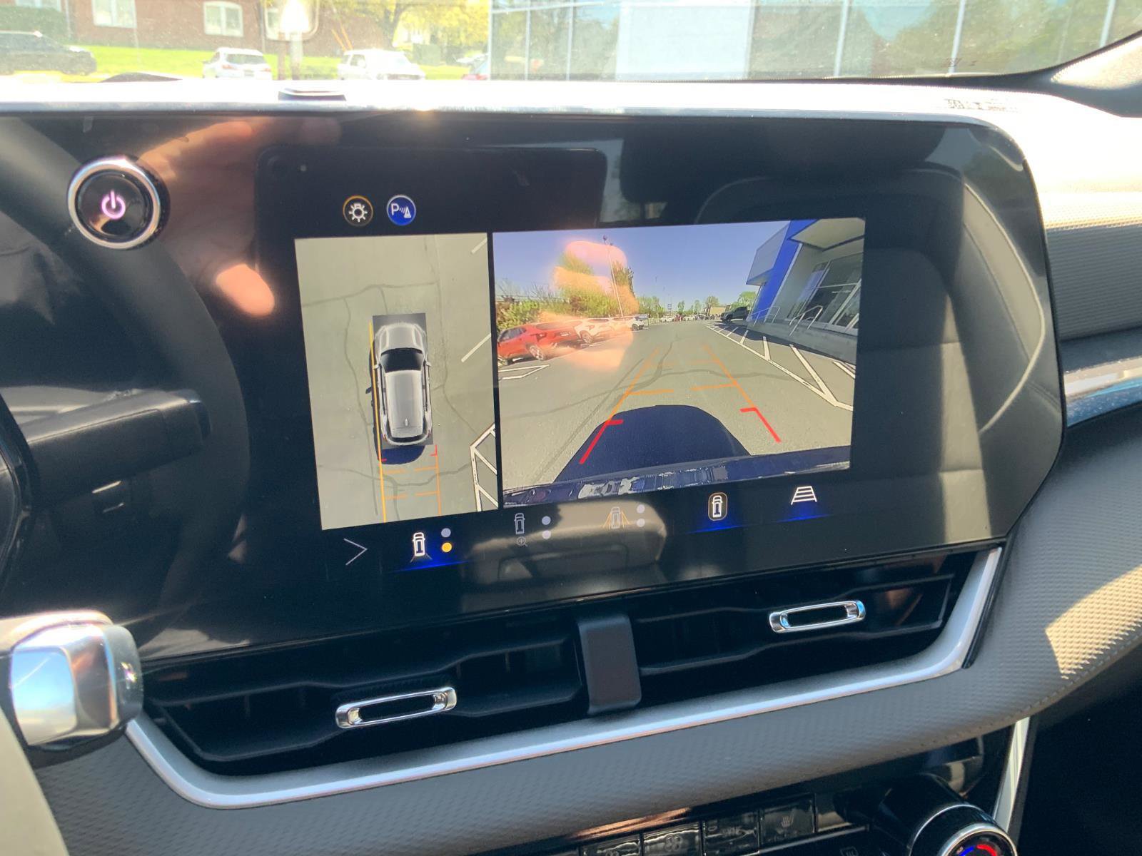 New 2026 Chevrolet Equinox LT image 22