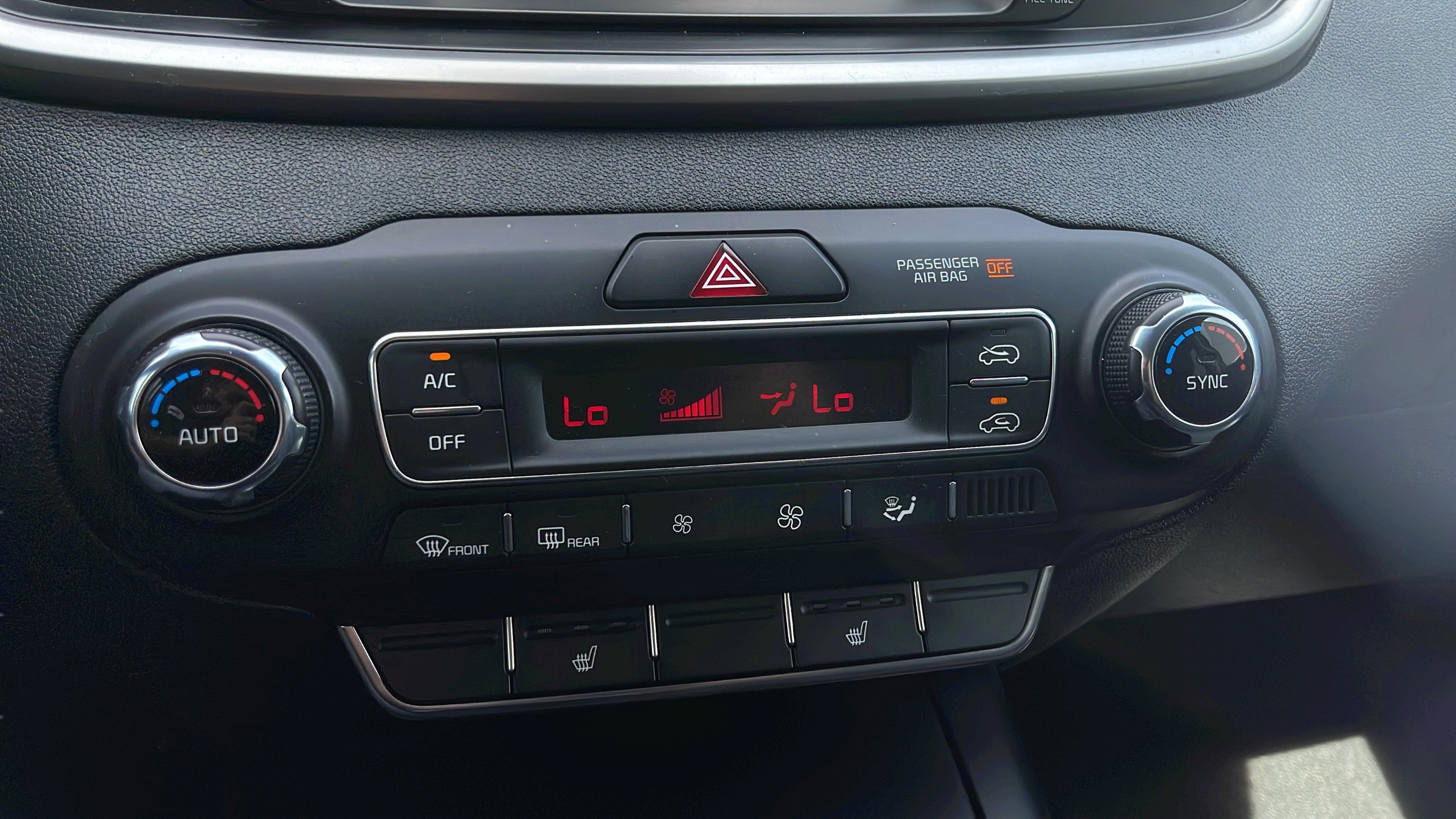 Used 2019 Kia Sorento AWD w/ Option Group 020 image 18