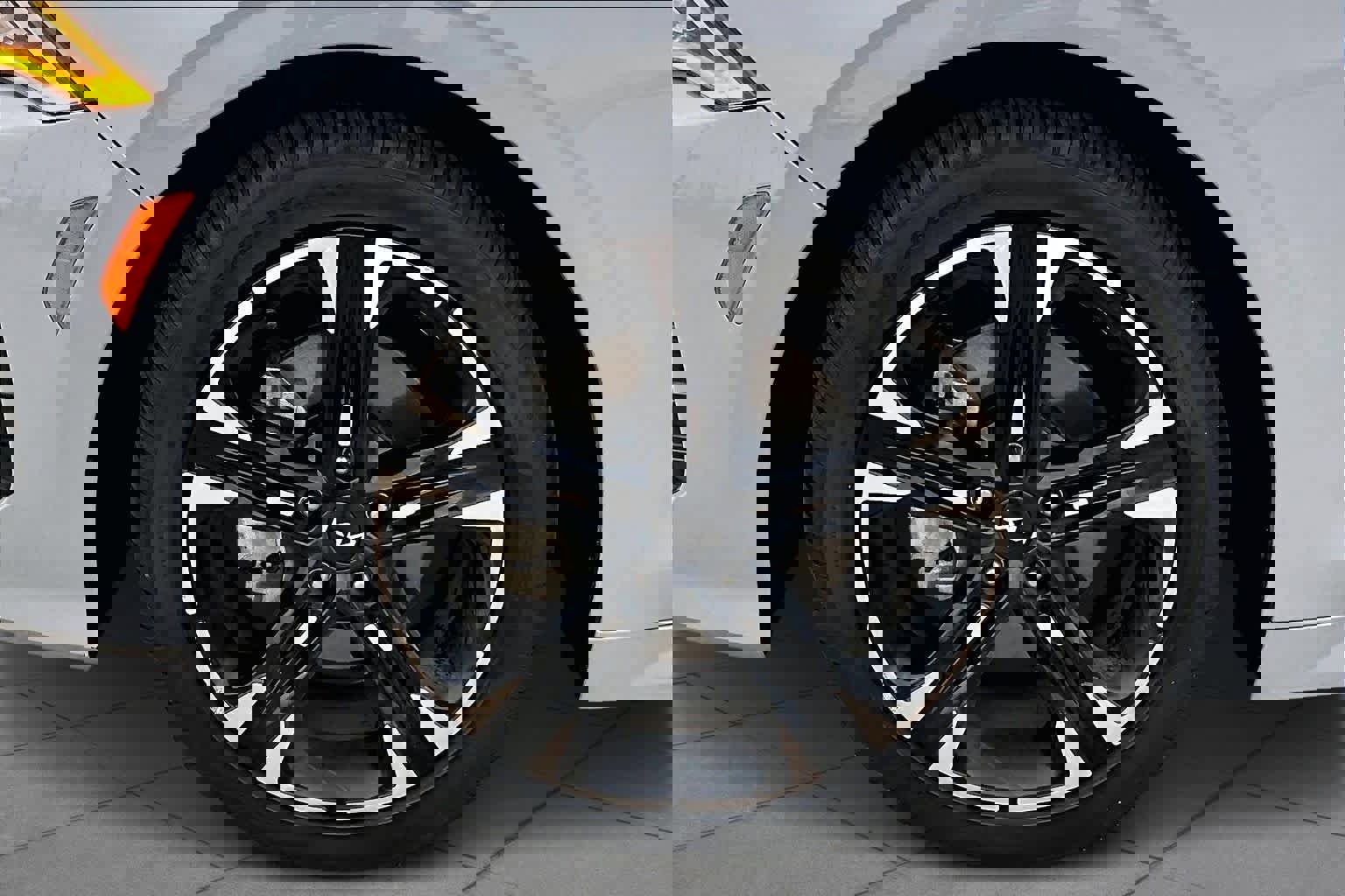 Used 2023 Kia K5 GT-Line image 10