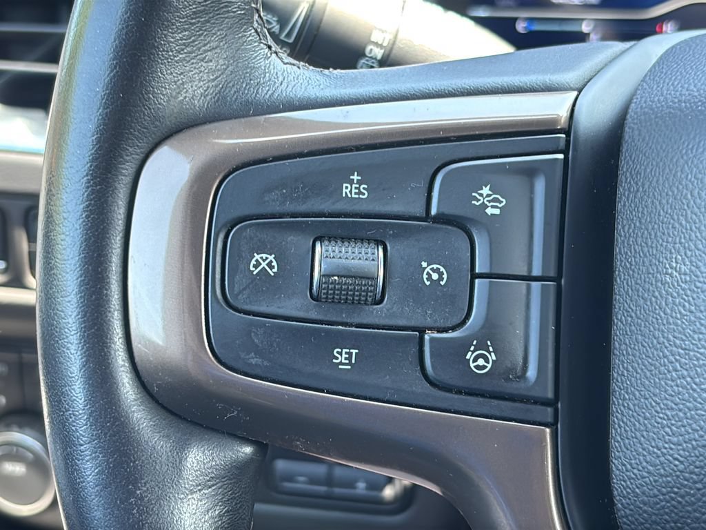 Used 2023 Chevrolet Tahoe High Country w/ Advanced Technology Package AWD/4WD image 27
