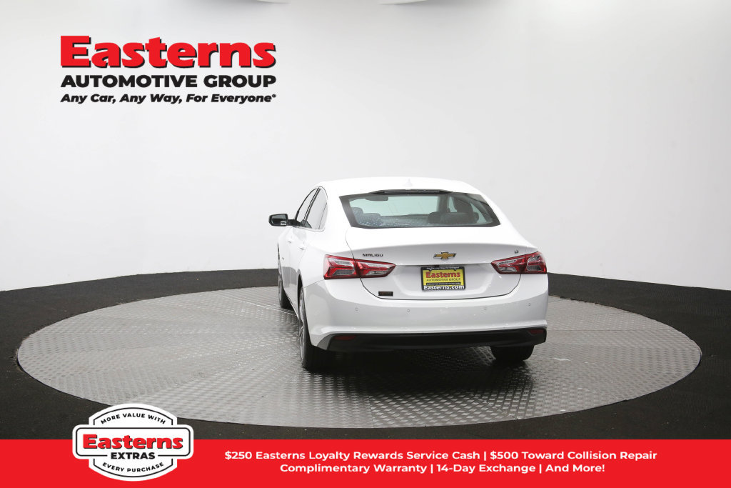 Used 2024 Chevrolet Malibu LT FWD image 40