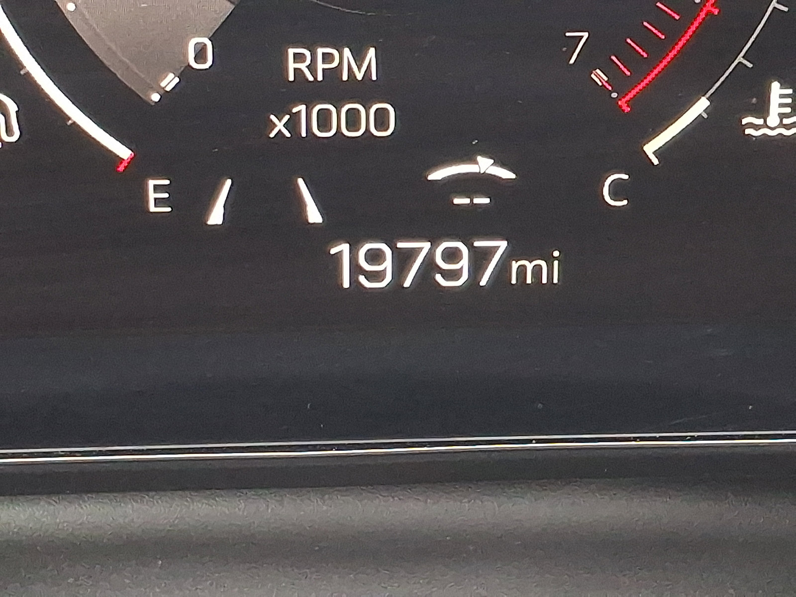 Used 2025 GMC Terrain Elevation image 19