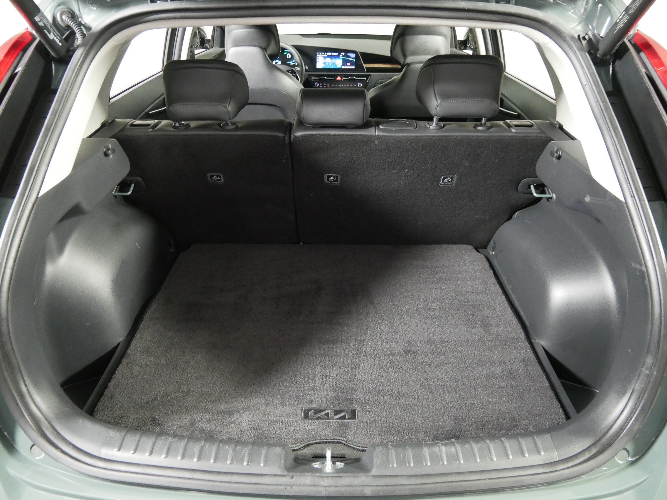 Used 2024 Kia Niro FWD image 18
