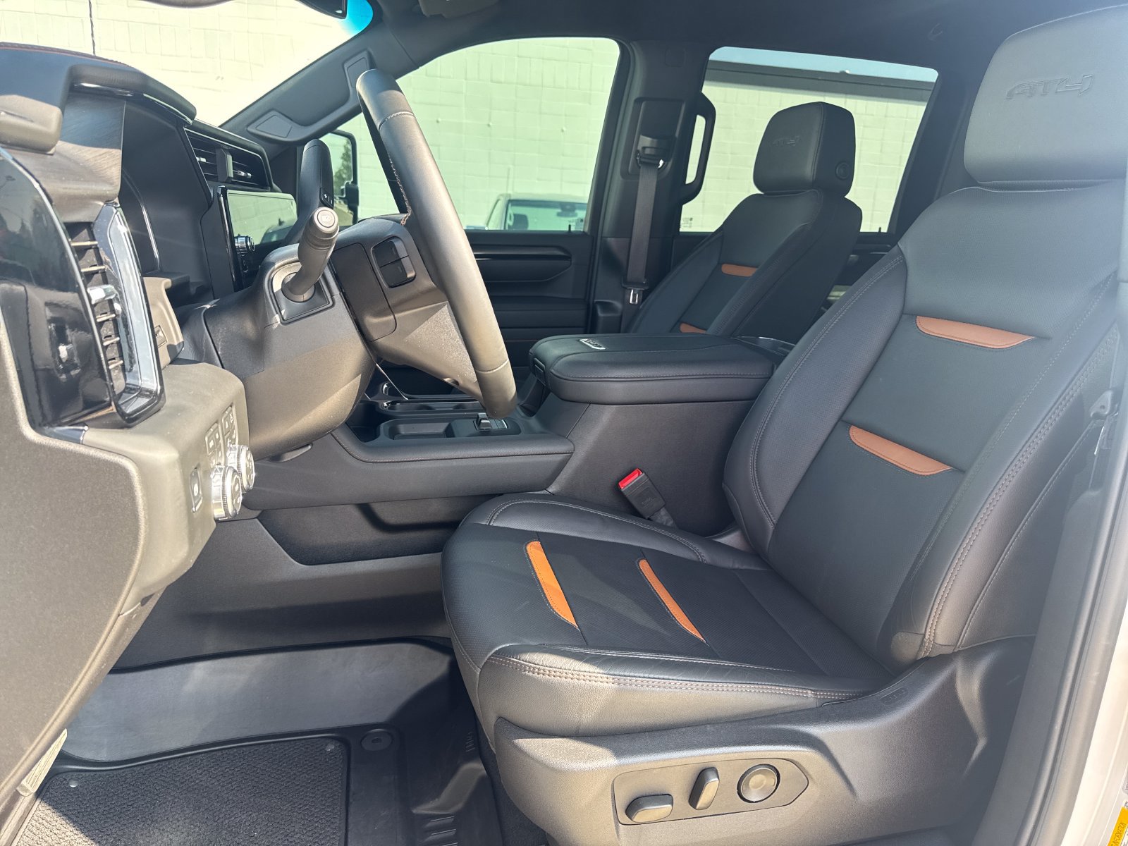 Used 2026 GMC Sierra 3500 AT4 AWD/4WD image 14