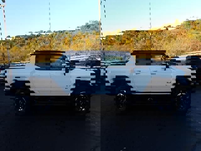 New 2025 GMC Hummer EV 2X w/ Extreme Off-Road Package image 11