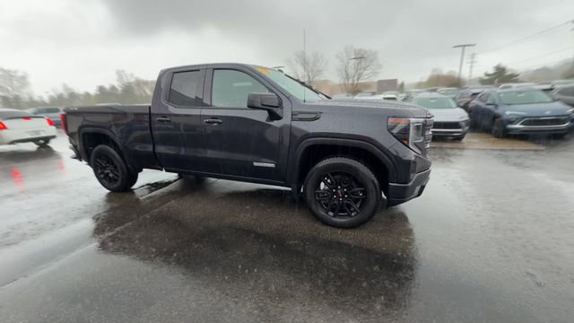 Used 2023 GMC Sierra 1500 Elevation image 2