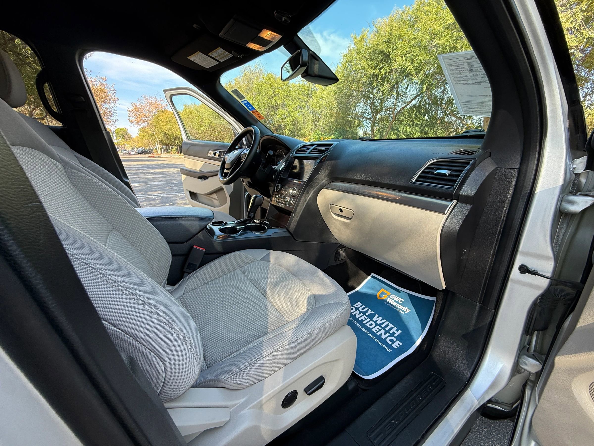 Used 2019 Ford Explorer XLT w/ Equipment Group 201A image 30