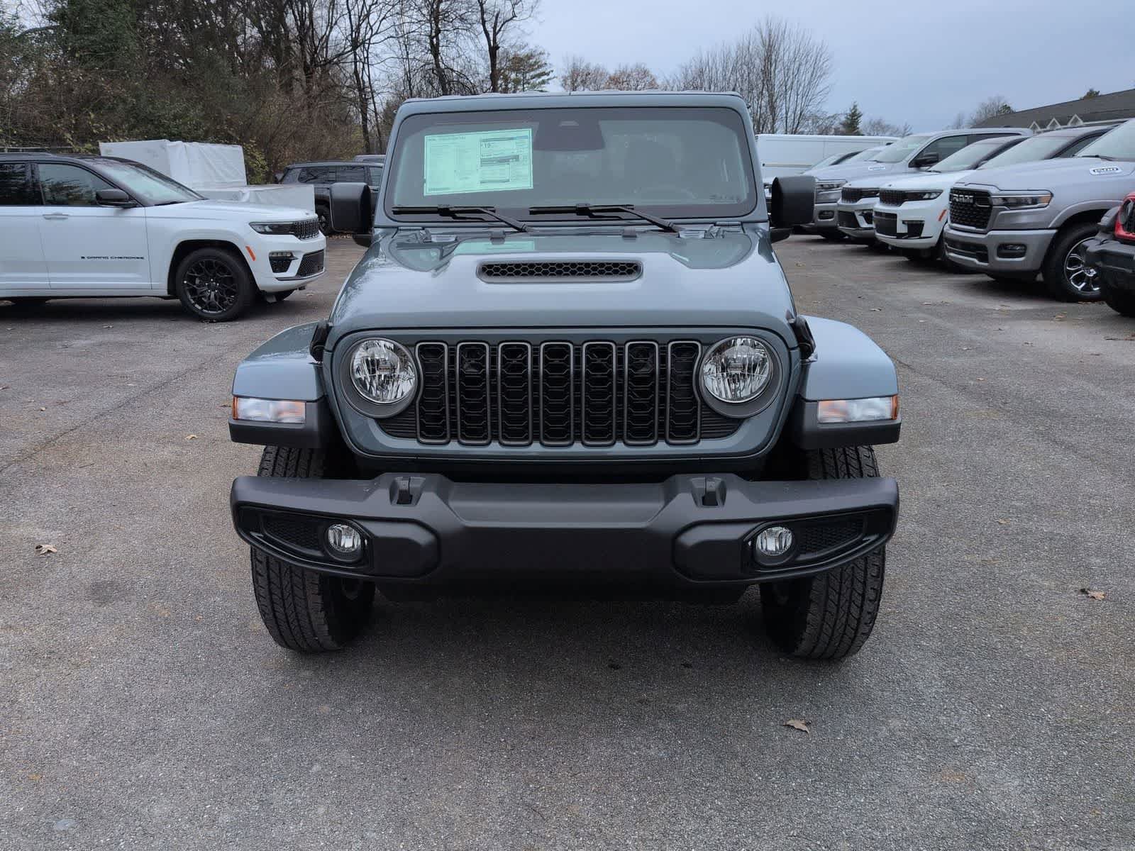 New 2026 Jeep Gladiator Sport AWD/4WD image 3