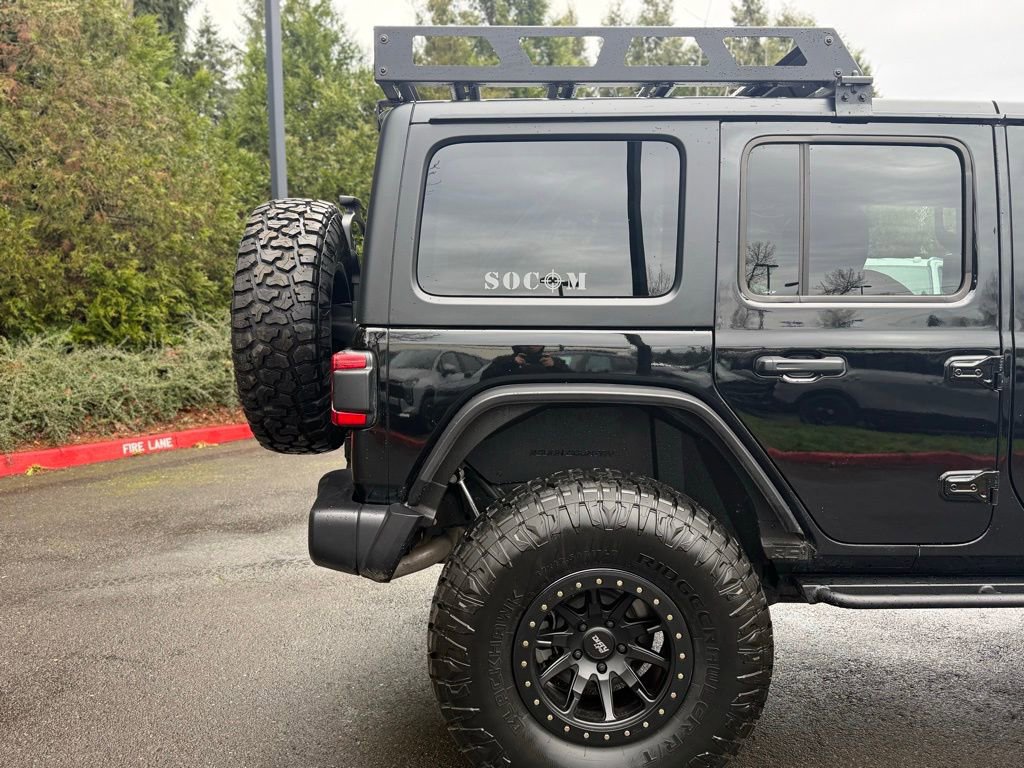 Used 2025 Jeep Wrangler Unlimited Rubicon image 14