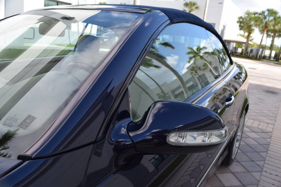 Used 2007 Mercedes-Benz CLK 350 Cabriolet image 35