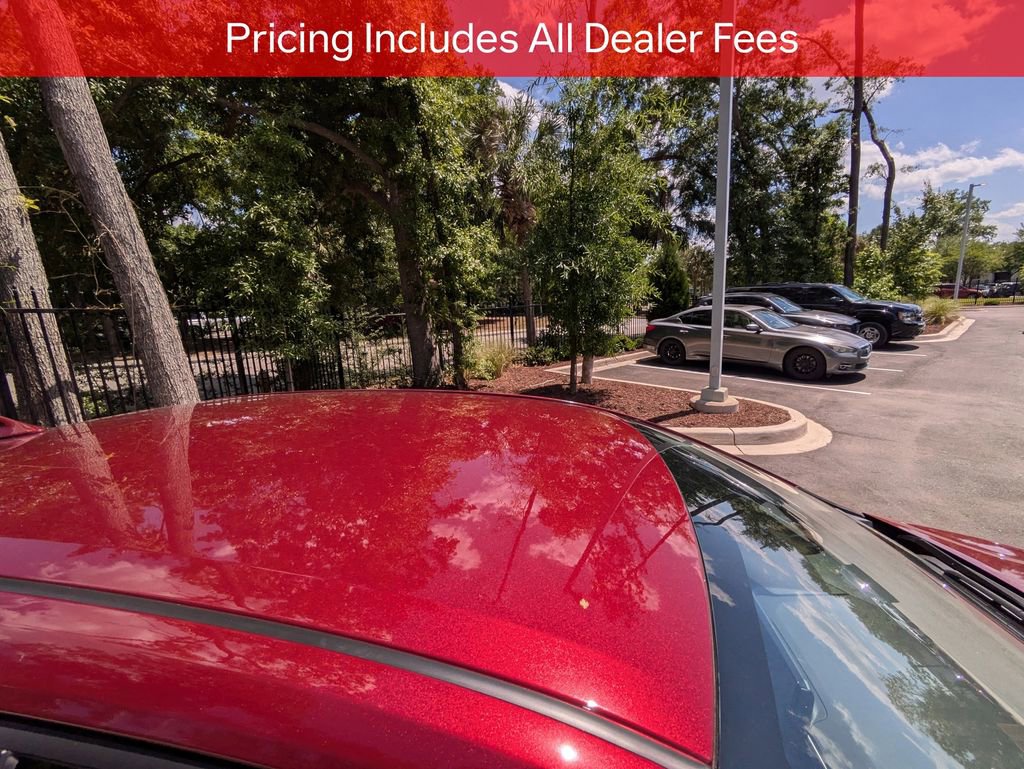 Used 2025 Toyota Corolla LE FWD image 10