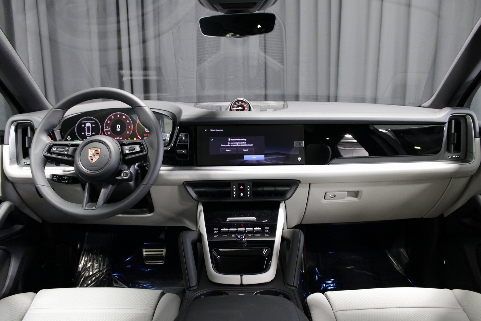 New 2026 Porsche Cayenne S image 24