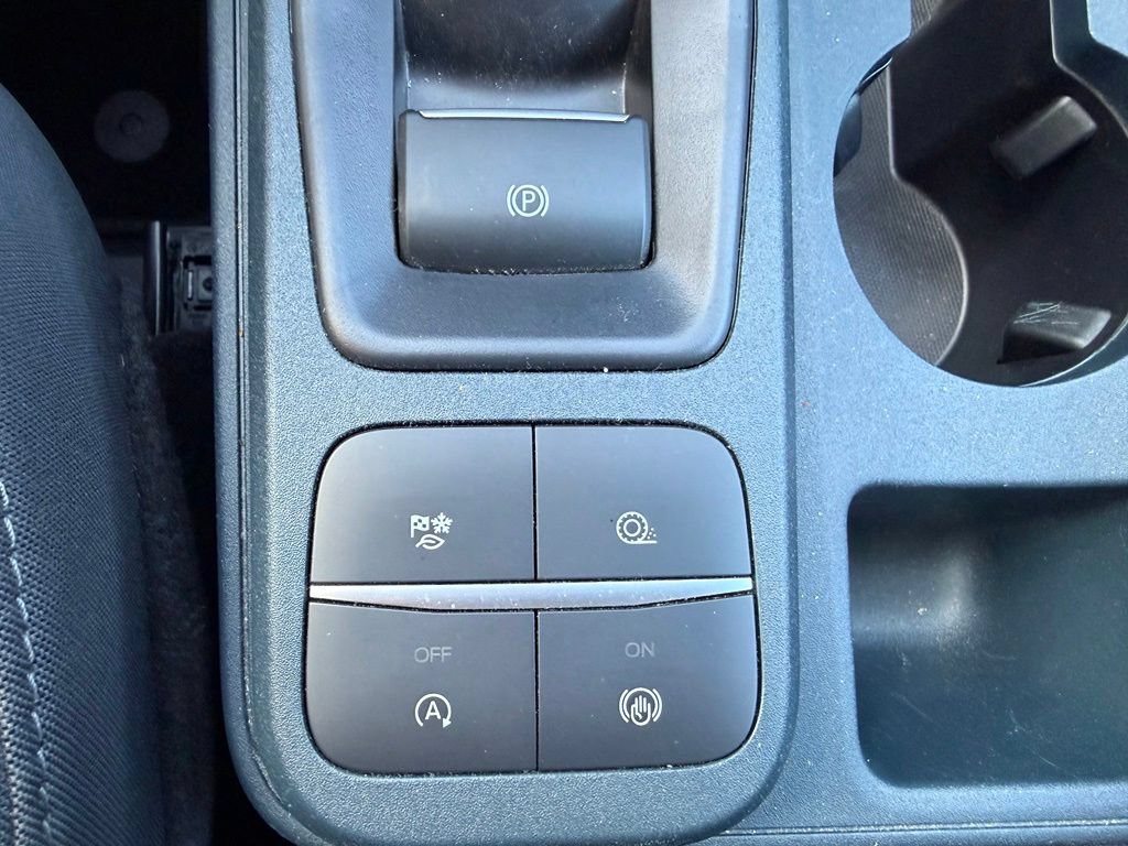 Used 2022 Ford Maverick XL FWD image 24