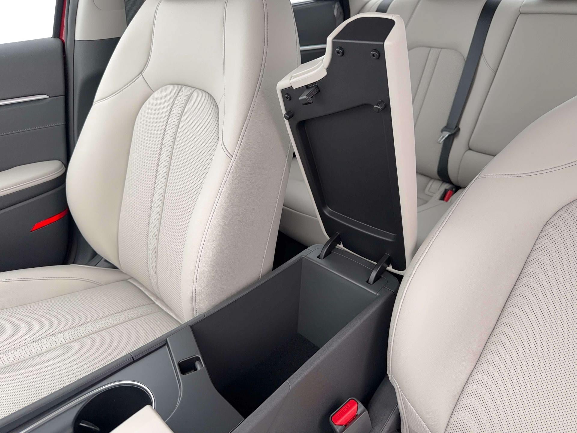 New 2026 Hyundai Sonata Limited FWD image 18