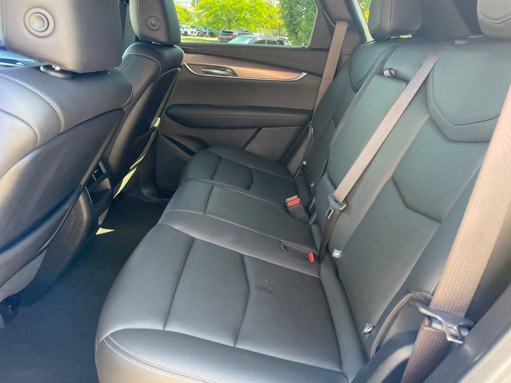 Used 2020 Cadillac XT5 Luxury FWD image 11