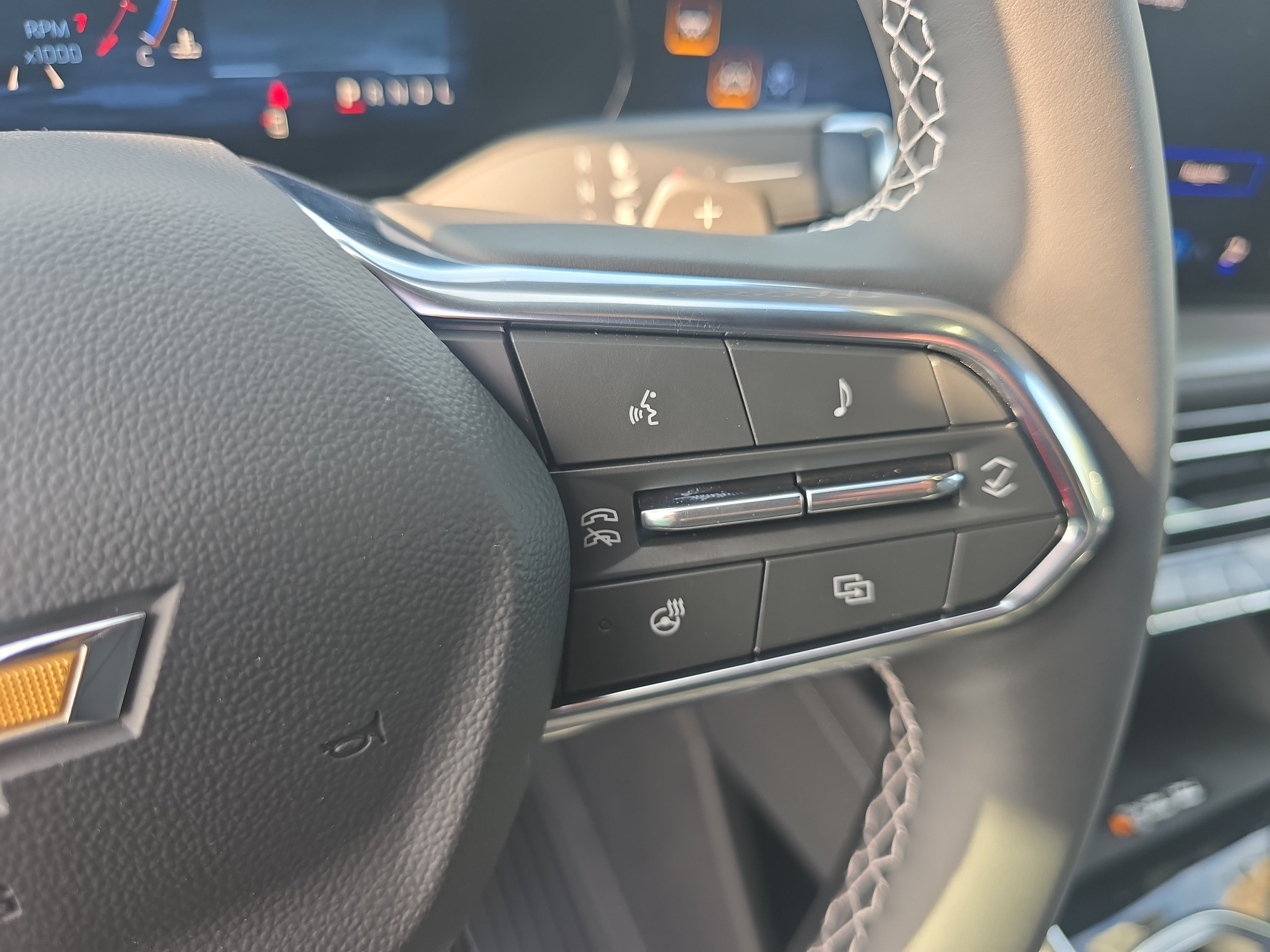 New 2027 Chevrolet Traverse LT w/ Driver Confidence Package AWD/4WD image 19