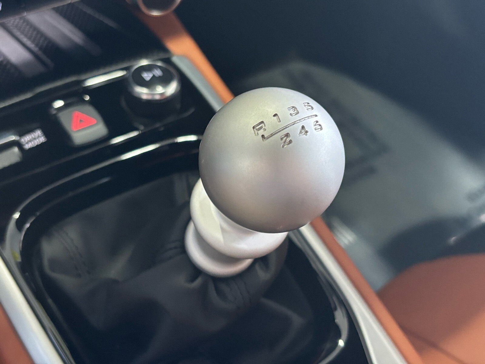 New 2025 Lotus Emira image 40