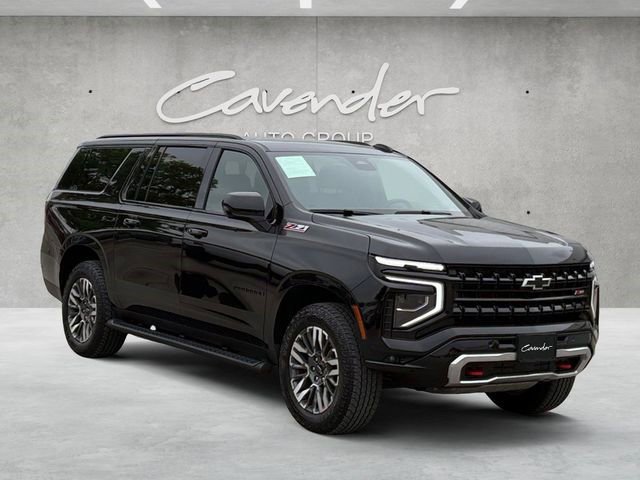 Certified 2025 Chevrolet Suburban Z71 AWD/4WD image 2