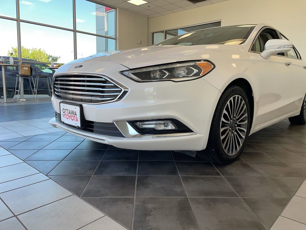 Used 2018 Ford Fusion Titanium AWD/4WD image 14