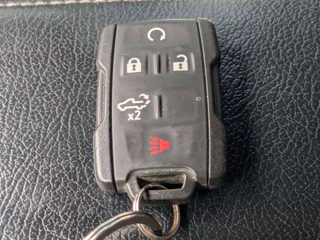 Certified 2022 Chevrolet Silverado 2500 Custom w/ Custom Value Package image 30